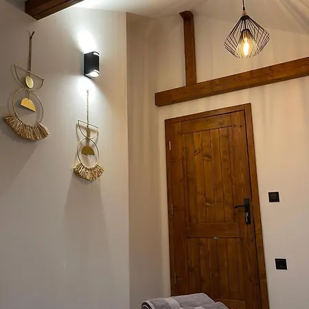 招待所 Mikaela 3*