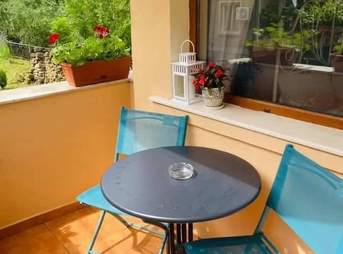 Mikaela 3* 加布罗沃